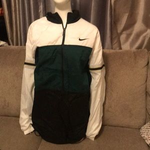 Windbreaker Nike jacket